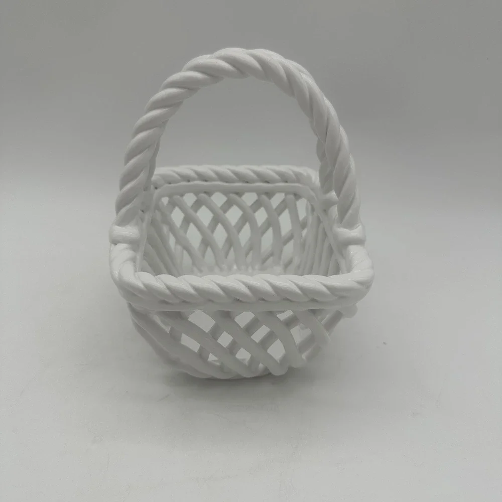 Pier 1 Imports Dolomite Basket White Woven Lattice Braid Farmhouse Cottage Decor